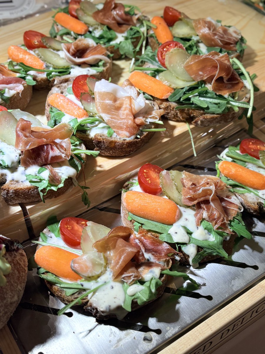 hellomy2024's tweet image. 健康不佳康先不说
好吃至上