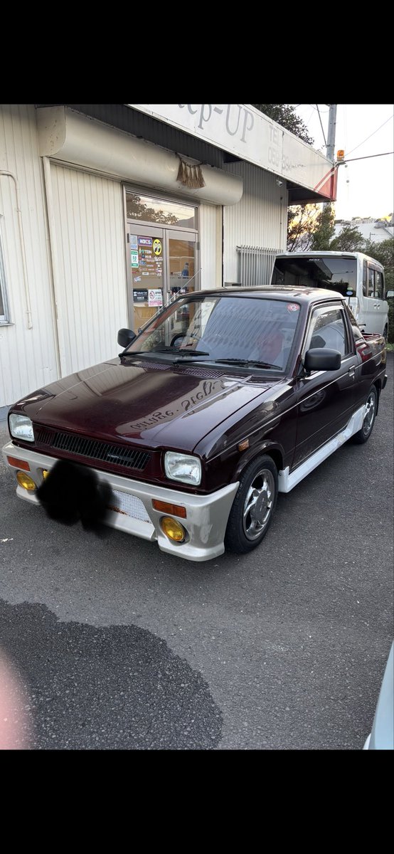 bighead90up's tweet photo. 全塗装してからワークスエアロを苦戦しながら取り付け完了！リアバンパーも入手済みなんだけどマフラーの都合で装着は来年かな？年始早々にはRECAROが届くからこれも付けなければ！

皆さん良いお年を！
#マイティボーイ
#マーボー https://t.co/hGTQl84Ssz