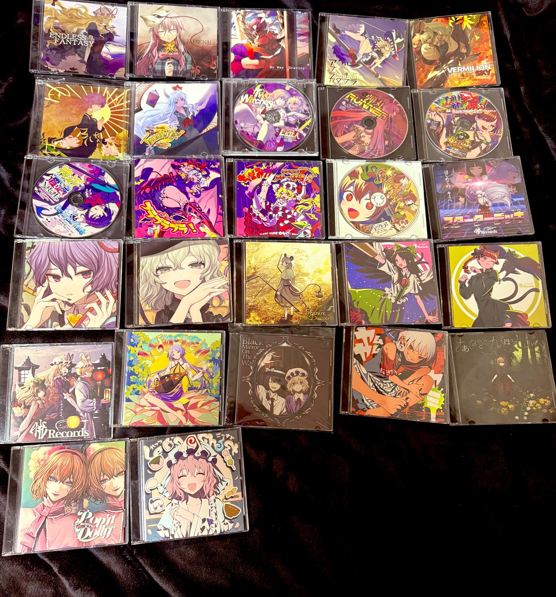 現時点で暁Recordsから出しているCDを全て集める事が出来ました