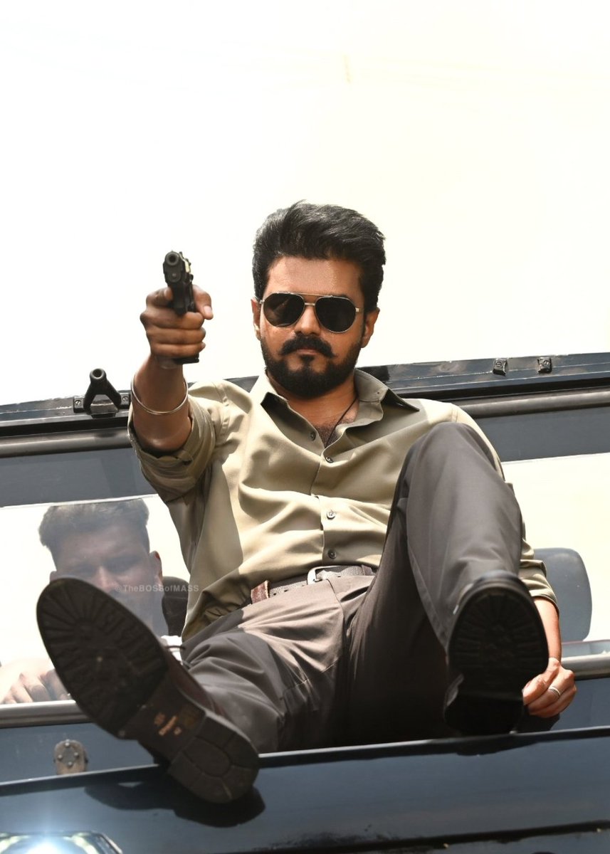 Thalapathyyyy!! 🔥❤️ <a href="/actorvijay/">Vijay</a> #Jananayagan