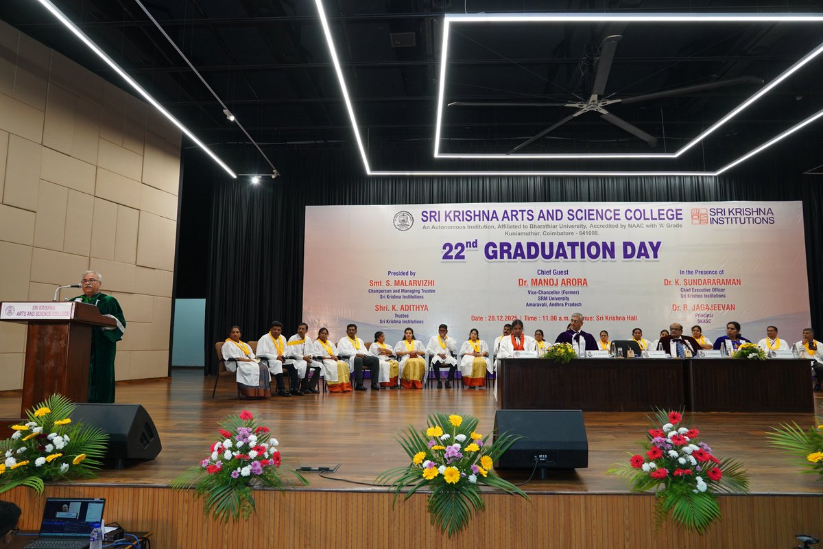 Sri Krishna Arts and Science College successfully conducted its 22nd Graduation Day Ceremony on December 20, 2025, in Krishna Hall.
Dr. Manoj Arora, Former Vice-Chancellor, SRM University, Amaravati, Andhra Pradesh, graced the occasion as Chief Guest. 
#Graduationday #Alumni