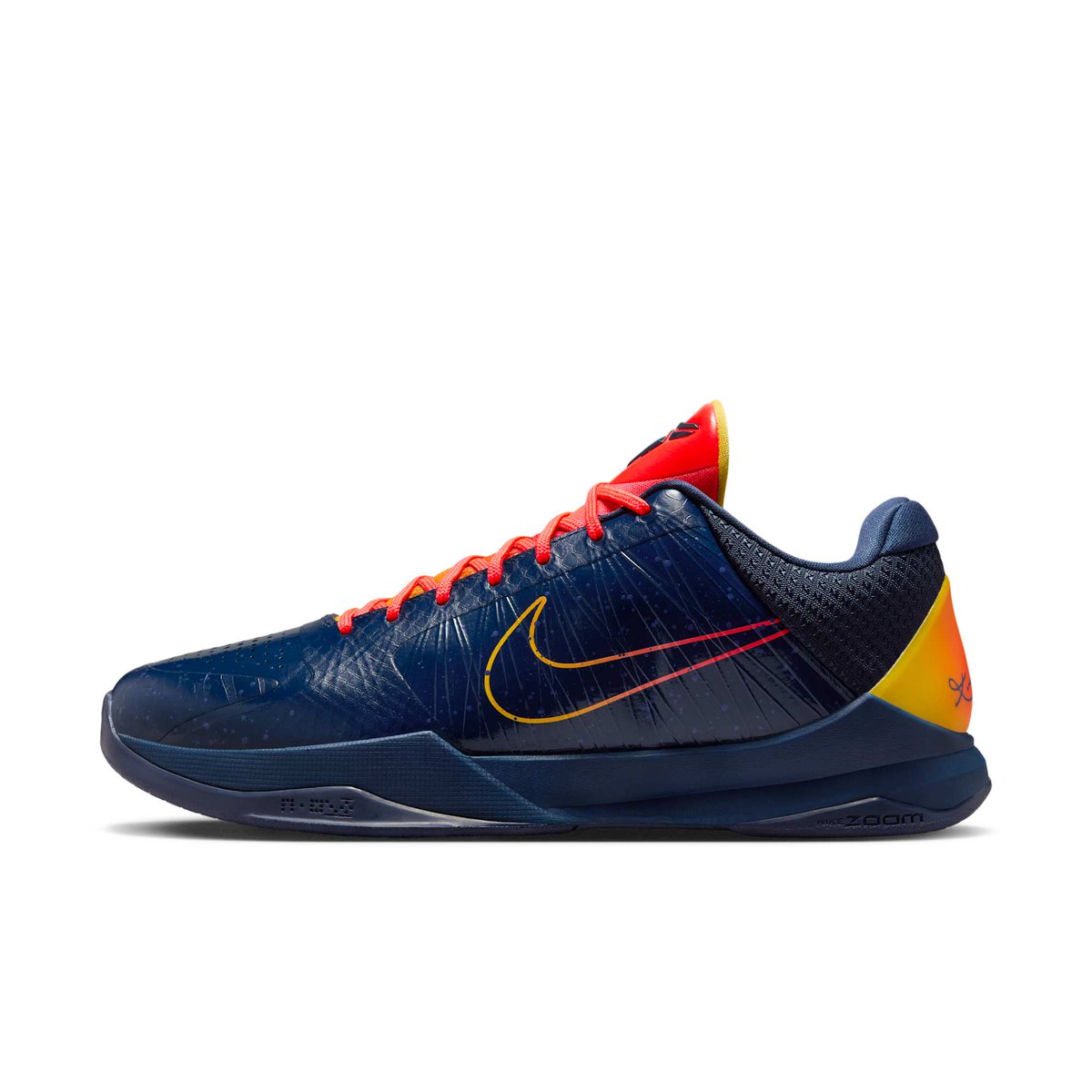 JustFreshKicks tweet media