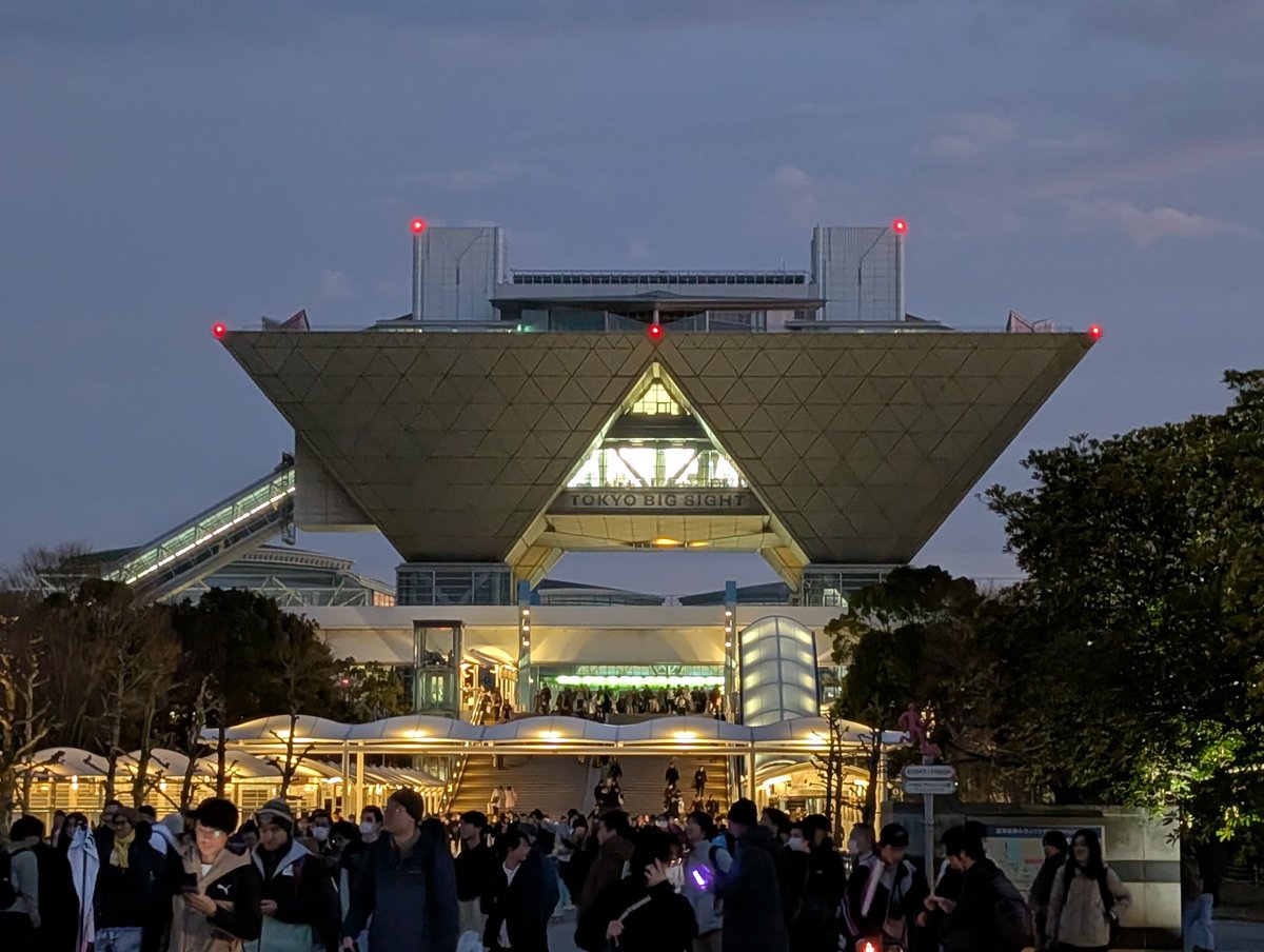 tomiyafreight's tweet photo. 皆様、ご苦労様でした。

よいお年を！ https://t.co/efJUytNguY