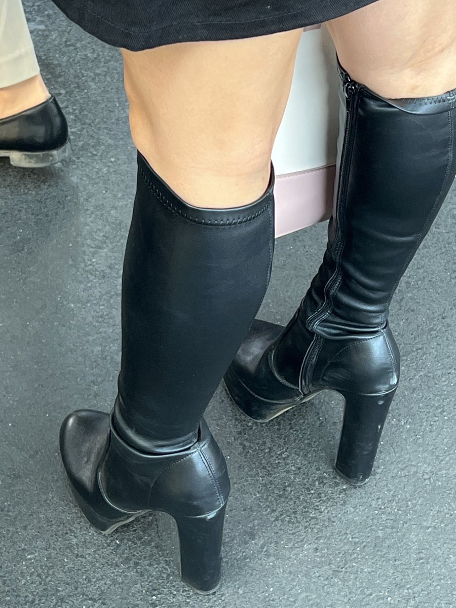 TamaoAki19369's tweet image. #パンプス　#pumps 
#ブーツ　#boots