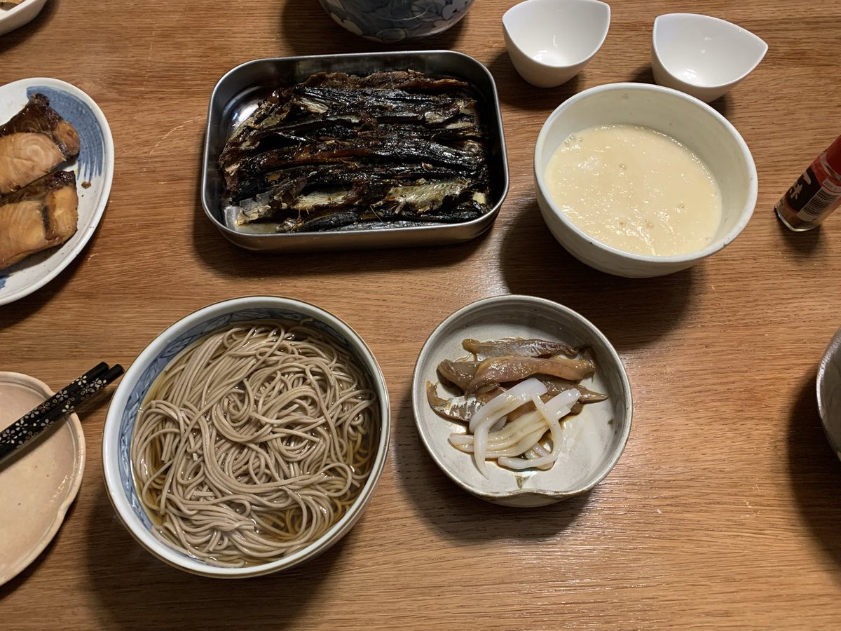 Dra_satomaru's tweet photo. ニシンそば
今年もお疲れ様さまでした。
来年はいい年になりますように。 https://t.co/SnlucvLW1f
