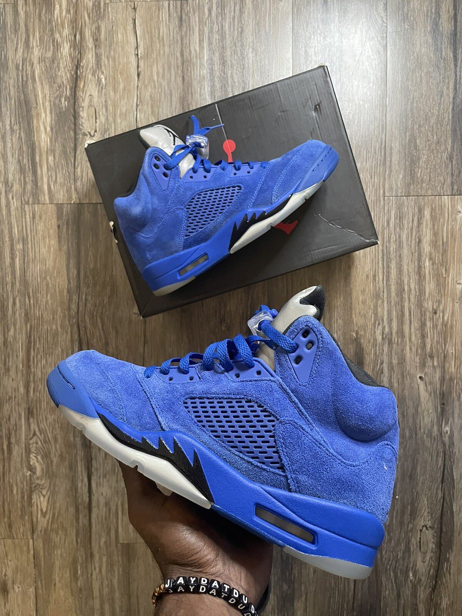 I know back then bloods and crips was happy asl when these Retro 5s dropped