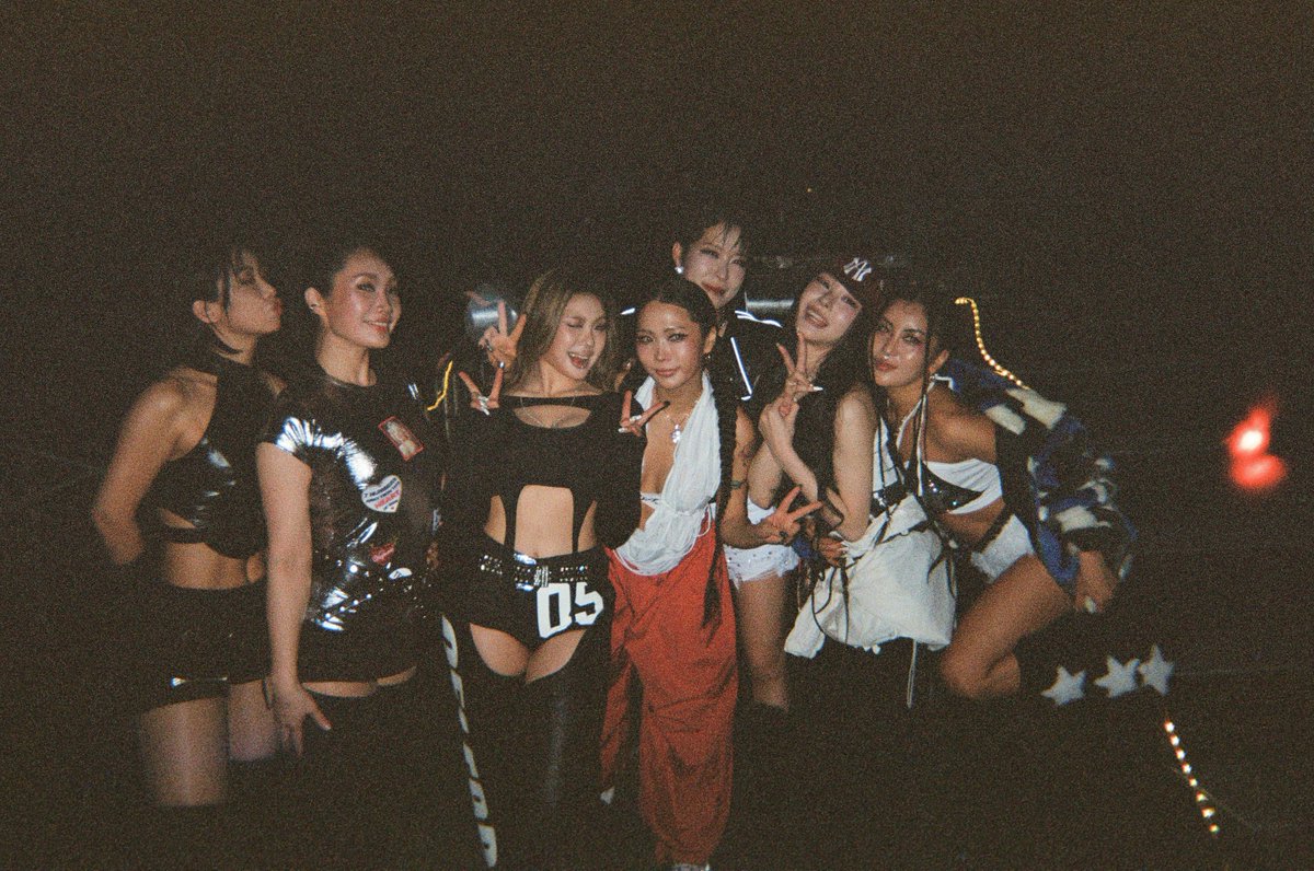 [📸] #WSWF PHOTO

Film camera moments 🐯💥

#LeejungLee #리정
#WorldofSWF
#THEBLACKLABEL #더블랙레이블