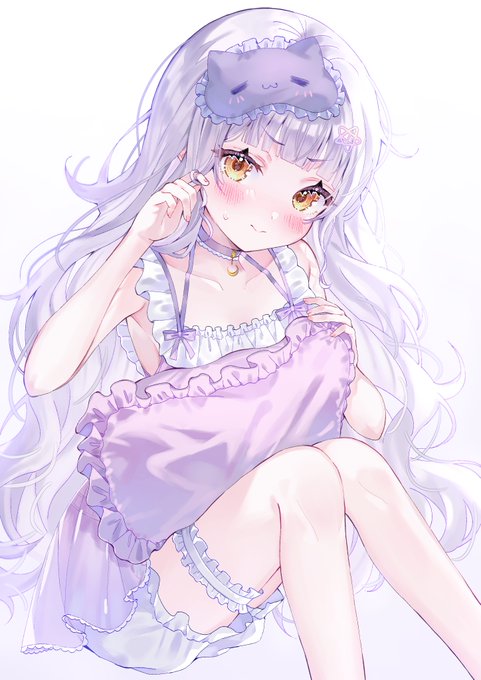 今年いちばんお気に入りのイラストはこちらでした🌙
せっかくなので背景なし差分を✨ 