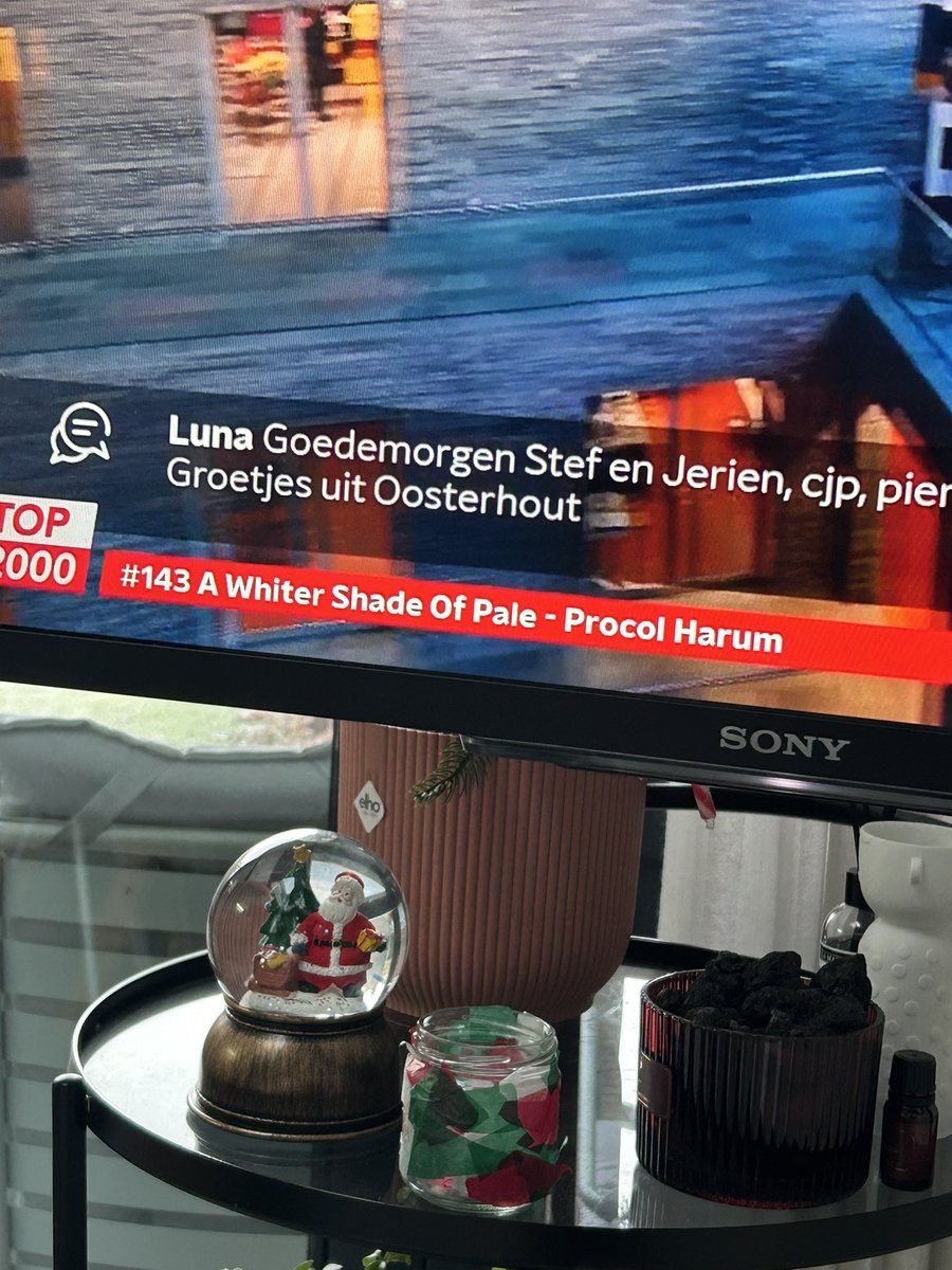 DannyvanC's tweet image. #top2000 never forget #peterrdevries