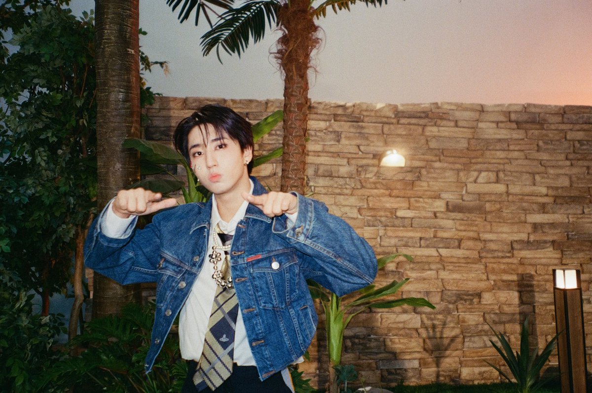 Stray_Kids's tweet image. 𝐃𝐎 𝐈𝐓🎞️ : 𝐇𝐀𝐍

#StrayKids #스트레이키즈 
#한 #HAN
#DO_IT
#SKZ_IT_TAPE
#Do_It
#신선놀음 #DIVINE
#YouMakeStrayKidsStay