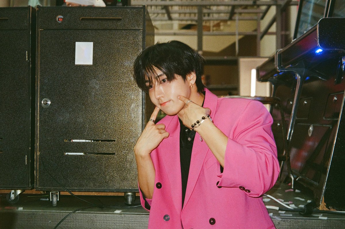 Stray_Kids's tweet image. 𝐃𝐎 𝐈𝐓🎞️ : 𝐇𝐀𝐍

#StrayKids #스트레이키즈 
#한 #HAN
#DO_IT
#SKZ_IT_TAPE
#Do_It
#신선놀음 #DIVINE
#YouMakeStrayKidsStay