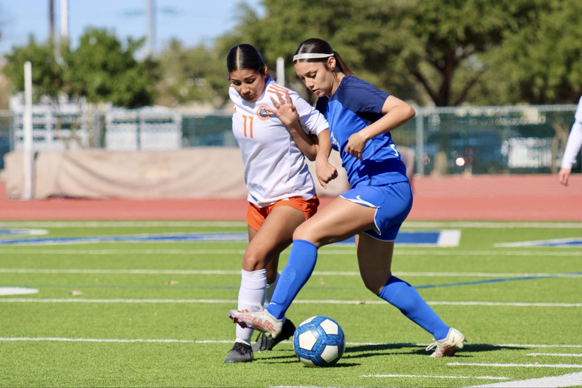 BurbankSoccer's tweet photo. Tough start to the season, not the outcome we expected. Heads up, back to work, and focused on getting better every day.
#BurbankSoccer #Family https://t.co/GPfk4r2qLv