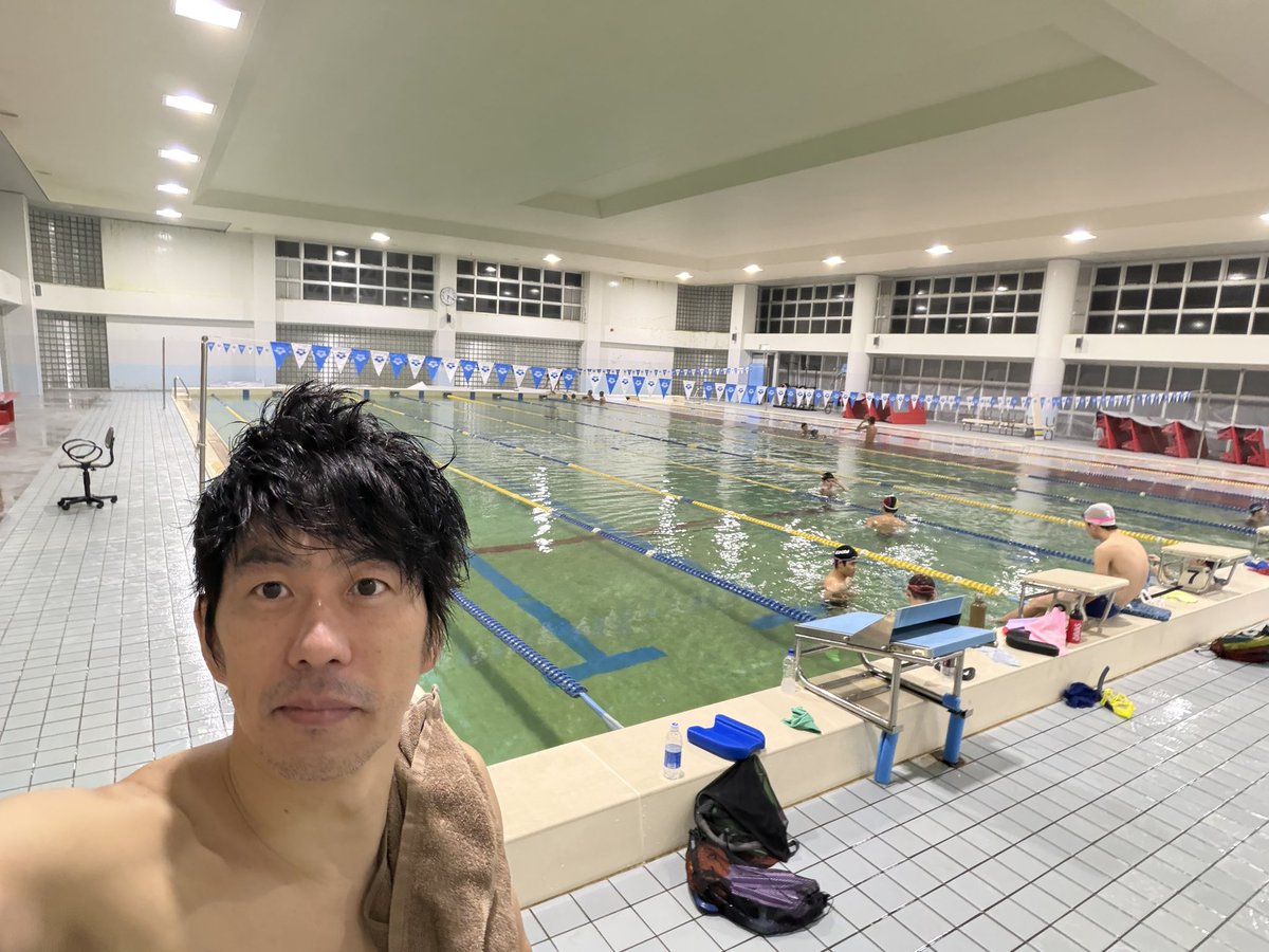 2025も昨日泳ぎ納めました。ブログも投稿も何をやっても続きませんが、この歳になっても水泳だけは続けてることを振り返ると、やっぱり水泳が好きなんだなと思います。来年は気分を変えて平泳ぎに出てみようと思って練習してみてます。皆様良いお年をお迎えください。