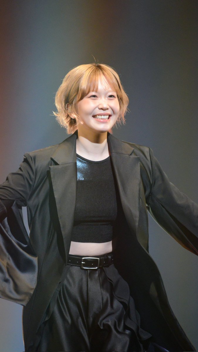 2025年自分が選ぶ今年の4枚 #mayu_ExWHYZ どの表情も好きだけど、俺は