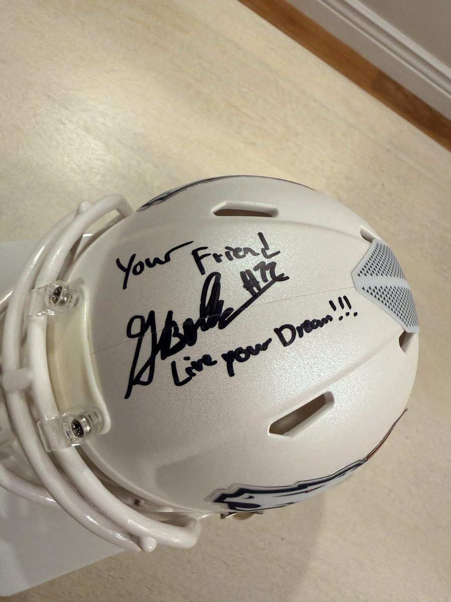 Bad News Broncos 🫏 tweet media