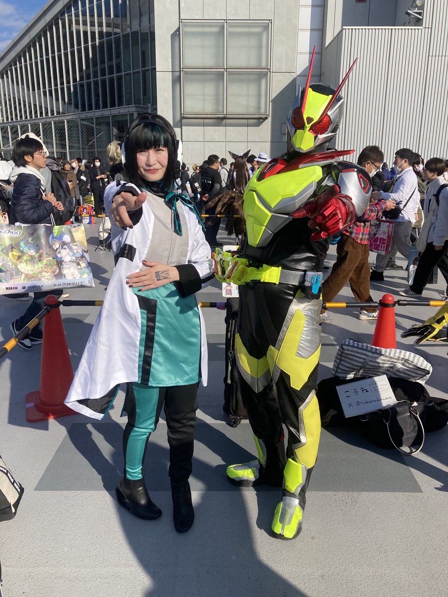 #C107
#冬コミ
#コスプレ
ついに、念願の『コミケでイズ&amp;ゼロツー併せ』出来たぁぁぁぁぁ！！！😭🤣🥳

イズコスの『二条みみさん』素晴らしいクオリティ！

併せありがとうございます🙏

二条みみさん：<a href="/2jyo_33/">二条みみ</a>