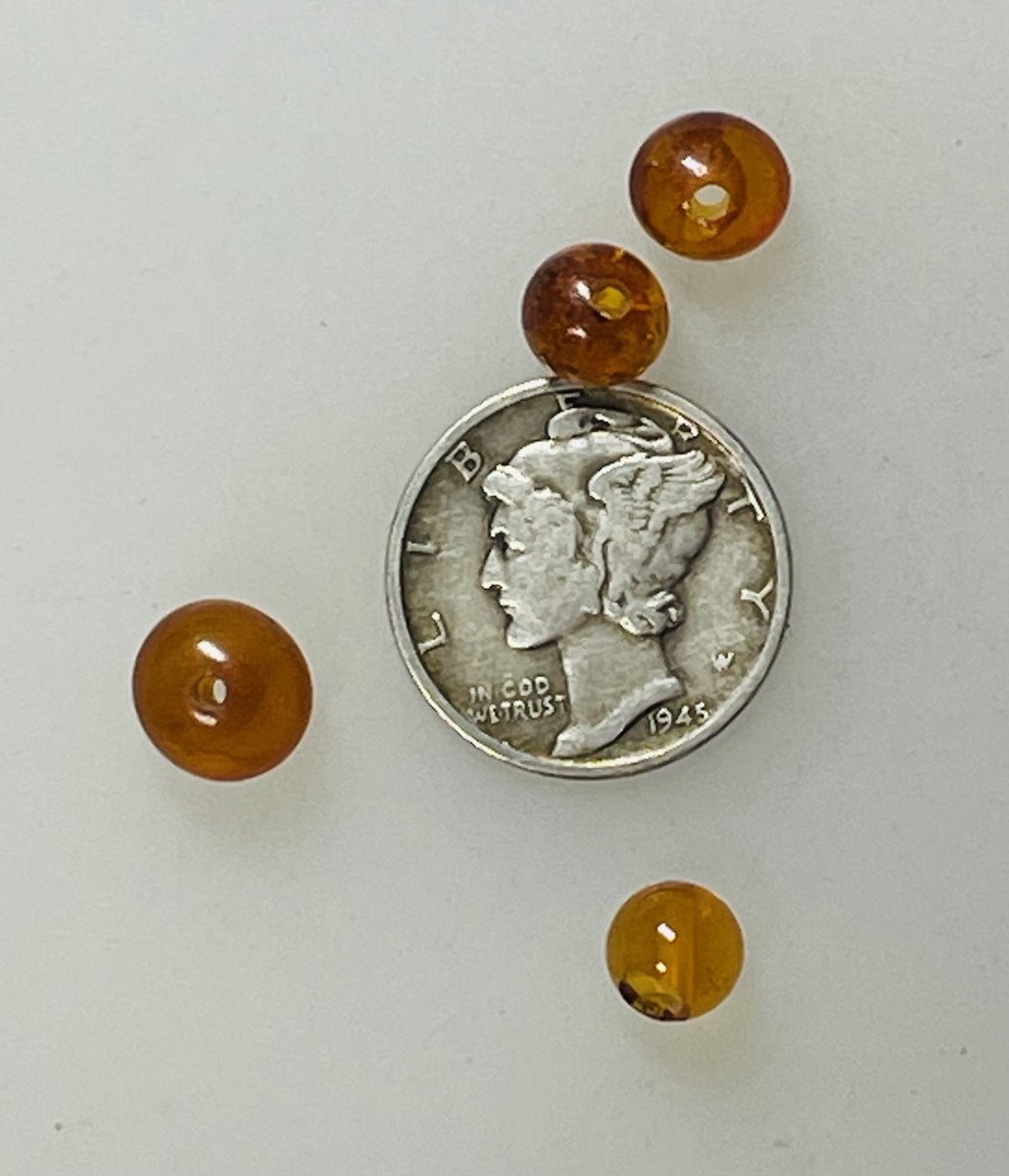 guybead's tweet image. We are having a Special Dollar Day Sale!
It will be running on Dec 31 starting at 11am
and
it will also run Jan 1 , starting at 1pm. (California time)
~ I will be posting items for $1.00.
 Wild Things Beads Destash Group on Facebook!