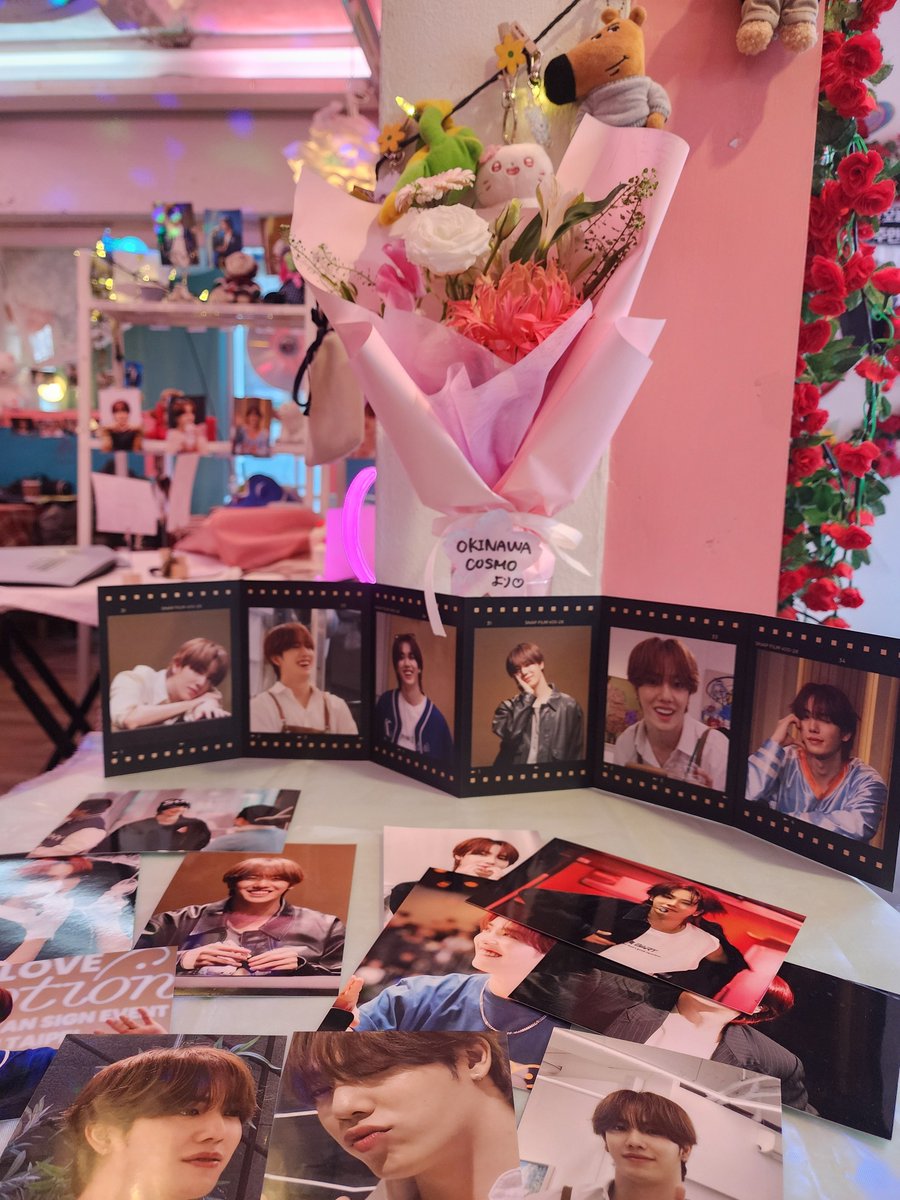 Caramelfla12878's tweet photo. #카즈타 #KAZUTA #カズタ #知念和汰
#엔싸인 #nSSign #エンサイン

KAZUTA センイルカフェ☕✧
【第4弾 ソウル】

沖縄COSMOさま
お祝いのお花ありがとうございます https://t.co/hob30ve7eu