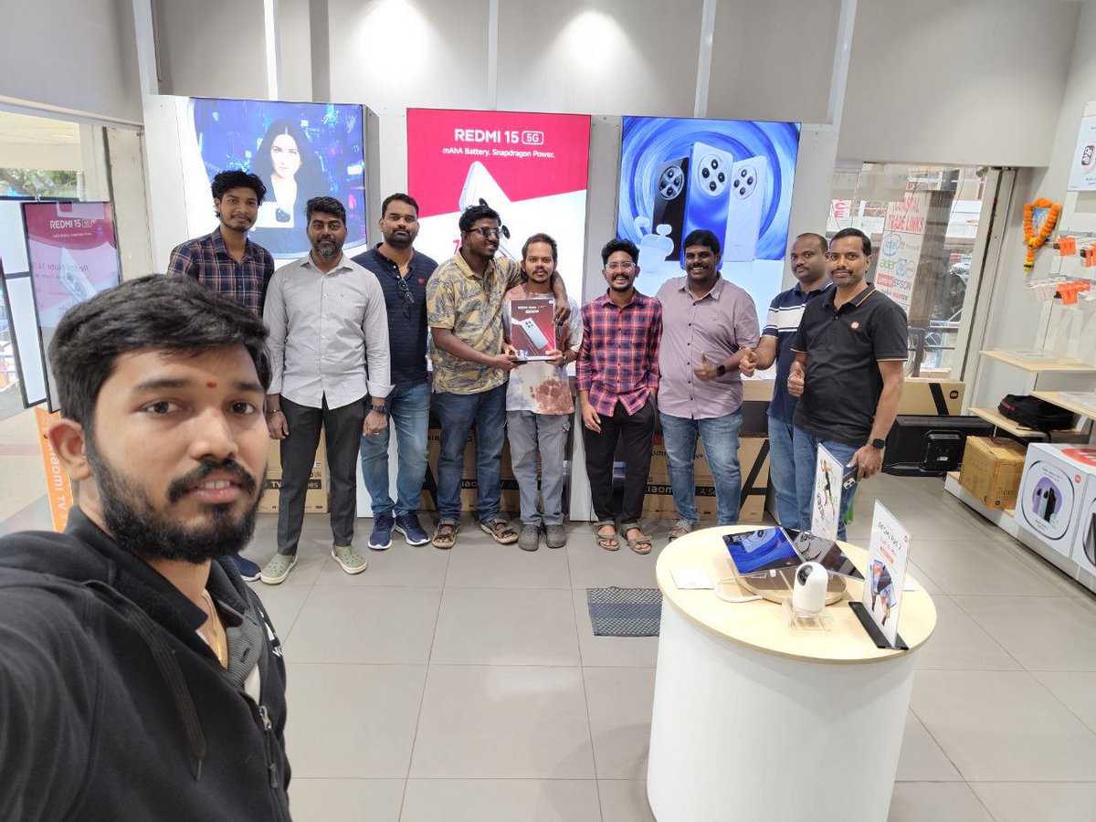 nissivardhan's tweet photo. Wrapping up 2025 on a high! π₯
The Xiaomi Vizag Fan Club meet held on 28-12-2025 marked our last meetup of the year.
Big thanks to all the Mi Fans who joined π
#Xiaomi #Vizag #MiFans #FanClubMeet #2025 https://t.co/aanV07Pur3