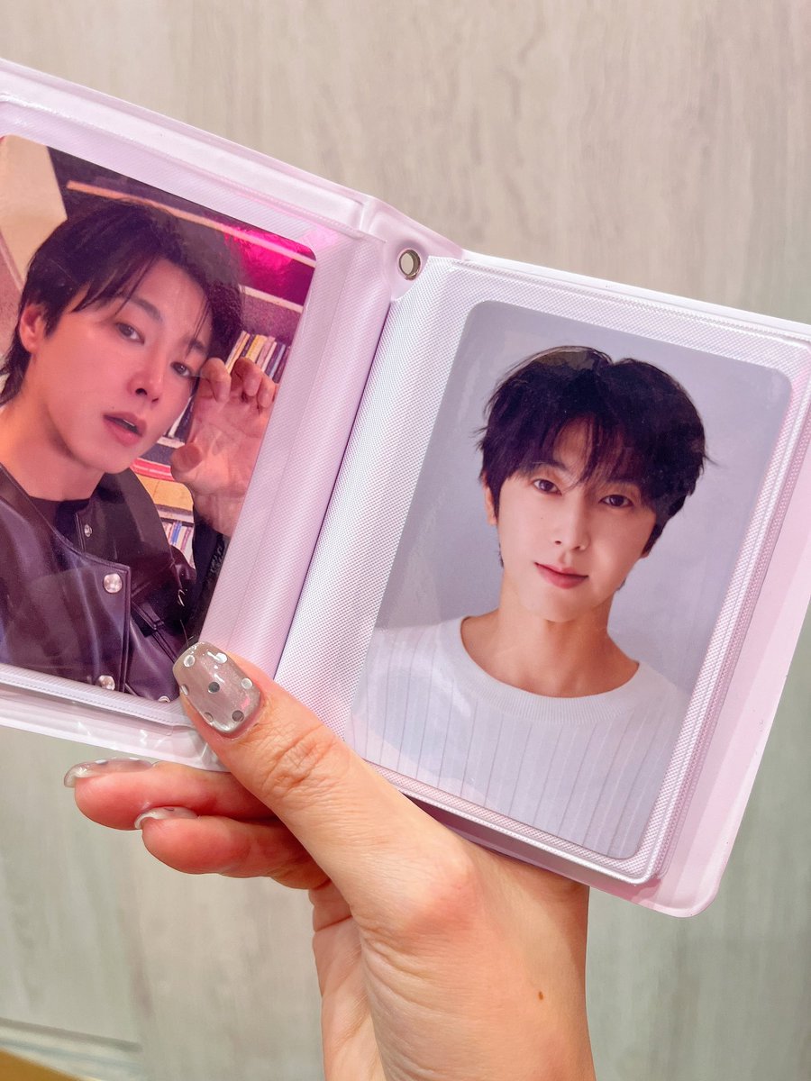 ユノユノさま　ご確認ページ これユノちゃんのお顔にポチんと点ある🥹💦 印刷のあれか、うん