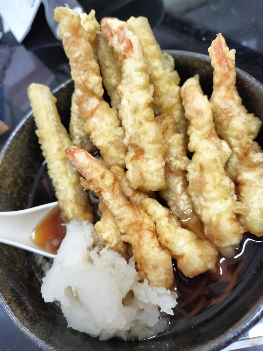 R81188's tweet photo. ちょい早いけど、蕎麦食べるぜ‼️
海老たっぷりで🦐 https://t.co/DmAG964une