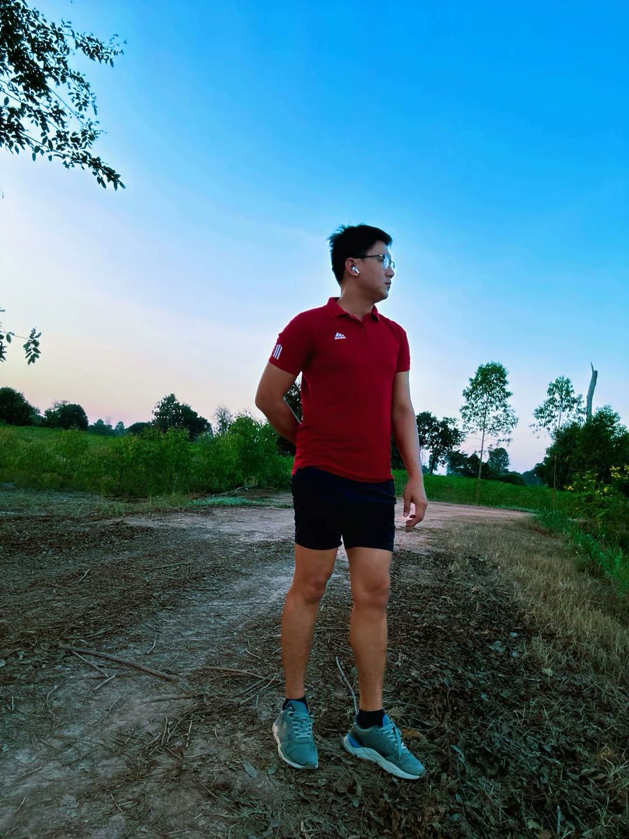 เป็นคนอ้วน แล้วก็เป็นคนโสดด้วย 😁🐻