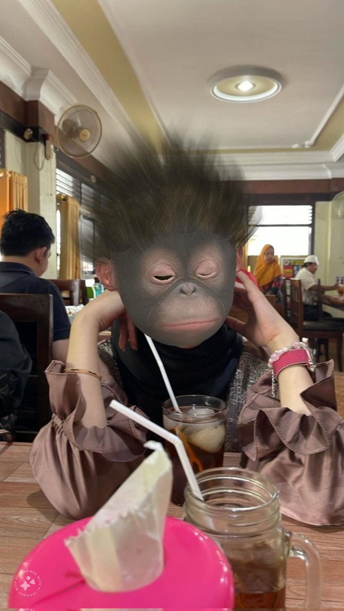 plix_12's tweet image. Eeeew