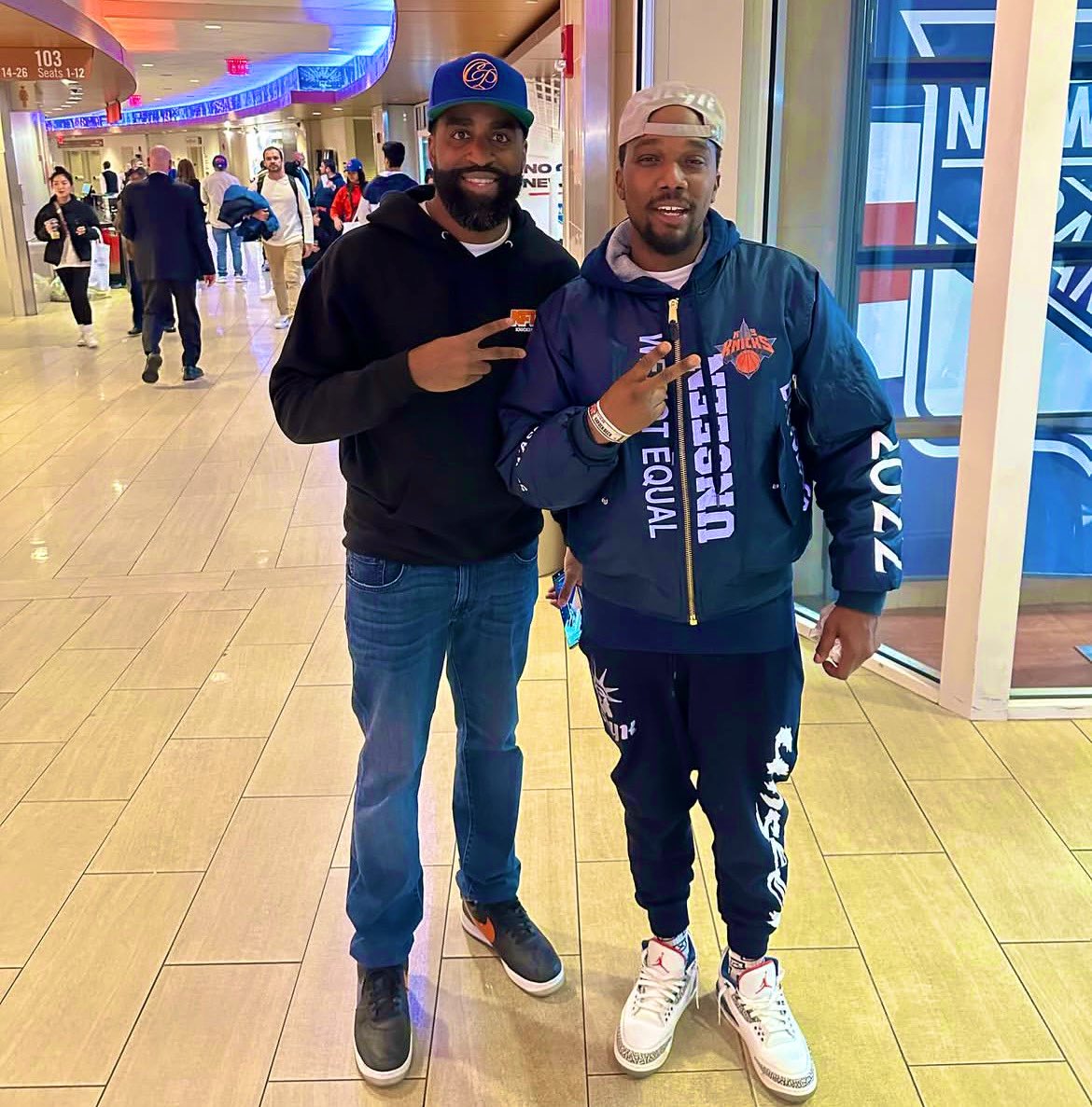 SNYKPodHarlem's tweet image. Salute to 100k @CPTheFanchise Knicks community will always be forever 

#NewYorkForever