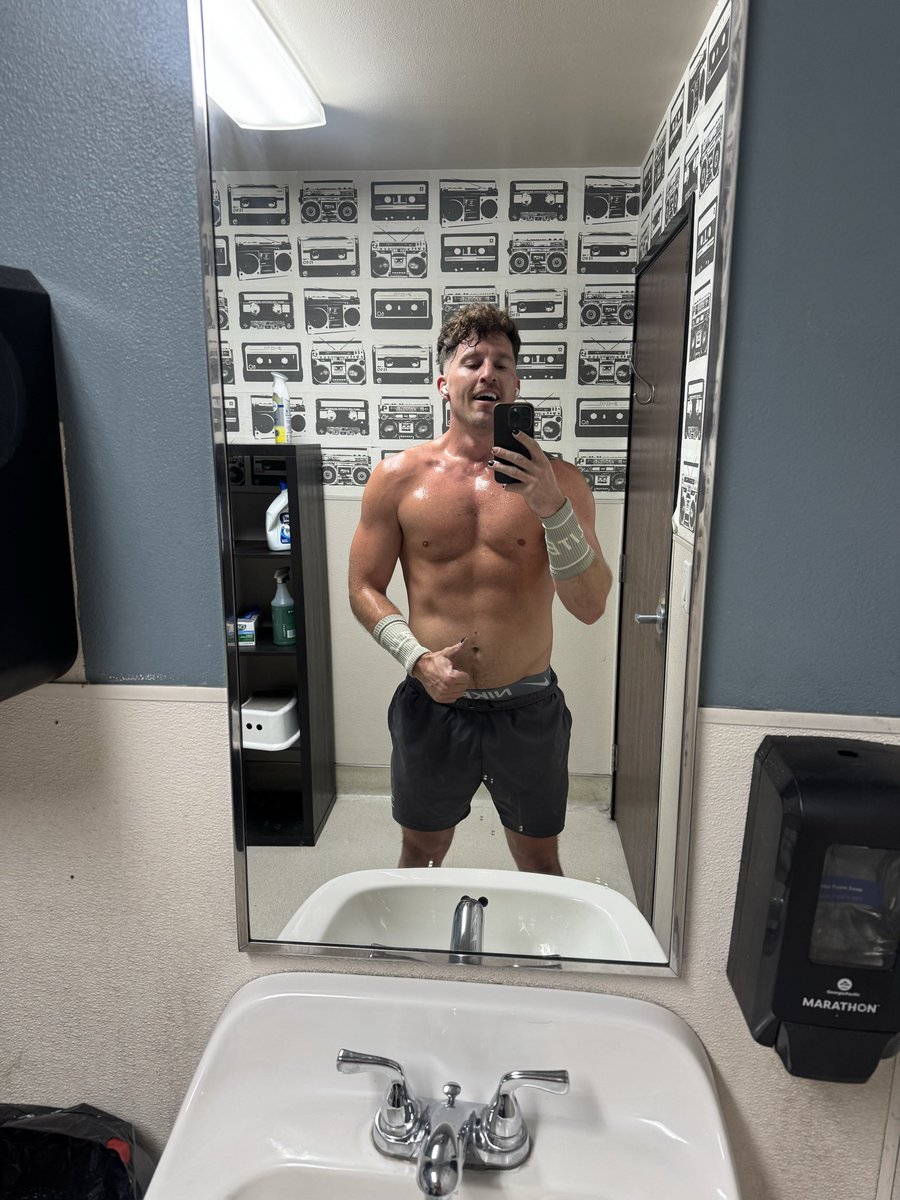 Braden (@itsbraden_bitch) / Posts / X