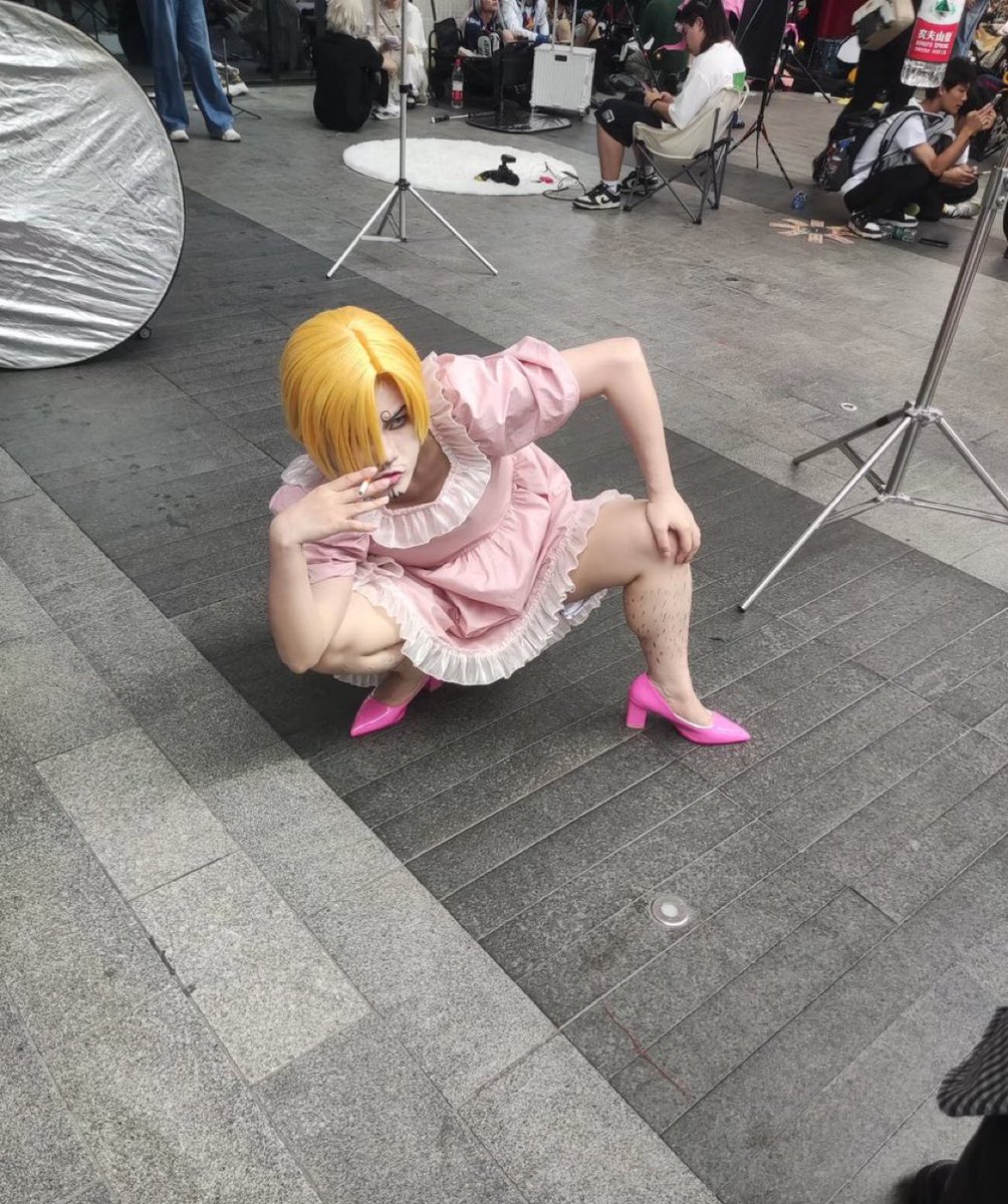 おかまのサンジいたw