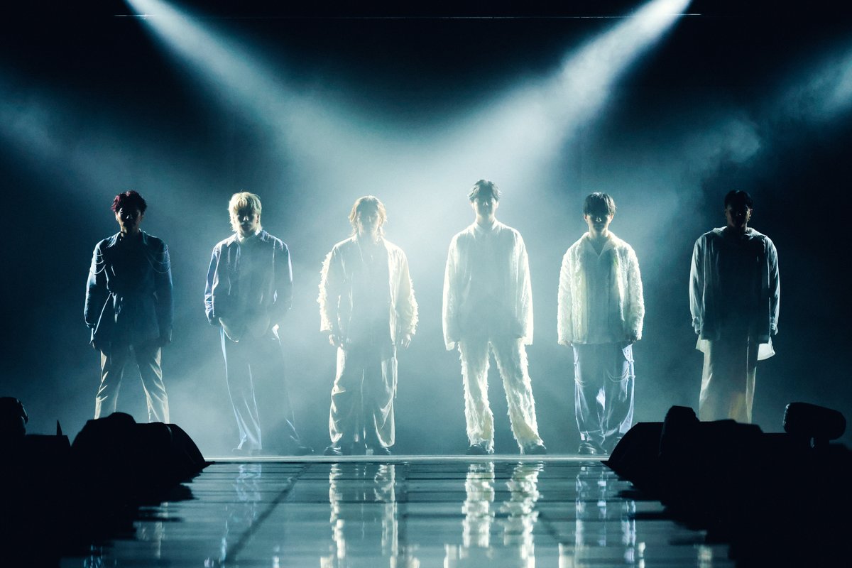 Thank you 2025 !!
2025年もGENERATIONSへの温かい応援をありがとうございました !!

2025年は " 6IX " をテーマに様々なエンタテインメントを楽しんでいただけましたか？？

01. PRODUCE 6IX COLORS
02. GENERATIONS LIVE TOUR "6IX SENSE"
03. TOKYO GENERATIONS COLLECTION
04. GENERATIONS：The