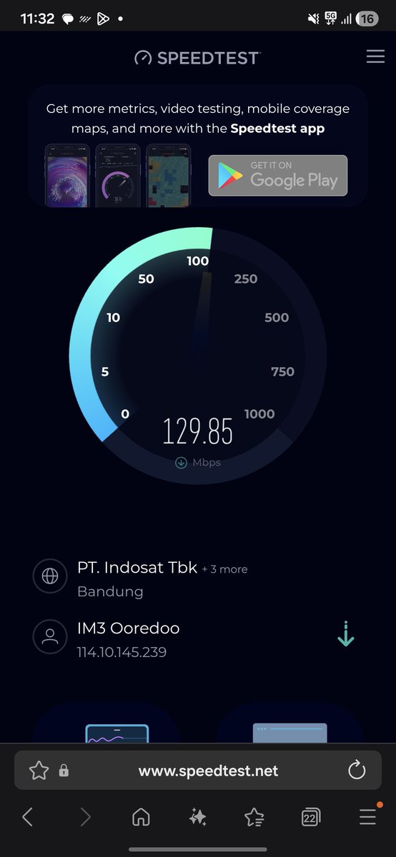 Ahmadnbl's tweet photo. di kamar sinyal 5g mentereng gini, penasaran base stationnya ada di mana dah https://t.co/TtDl7LJ2CA