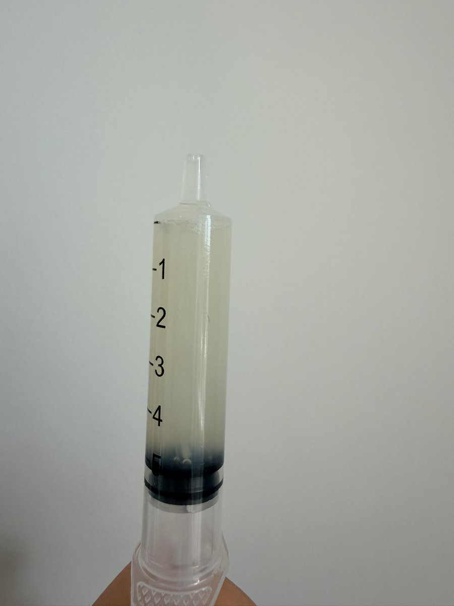 JTKlovealways's tweet image. 第二发还有5毫升，可以了。