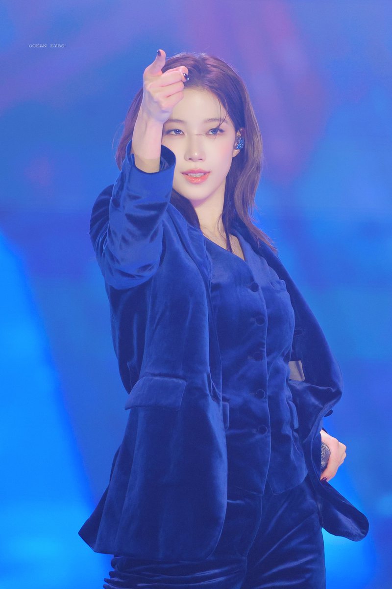 OCEAN EYES tweet media