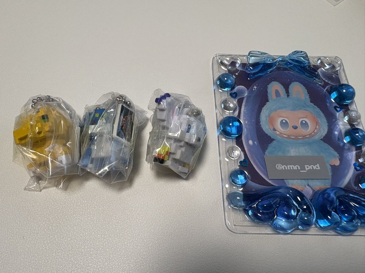 nmn_pnd's tweet photo. 交換 デジモン ドットフィギュアチャーム ガチャガチャ ガシャポン

〚譲〛 アグモン ブイモン テイルモン

〚求〛 ガブモン

郵送交換で探しております📮
お気軽にお声がけください https://t.co/KCDuM8cI7F