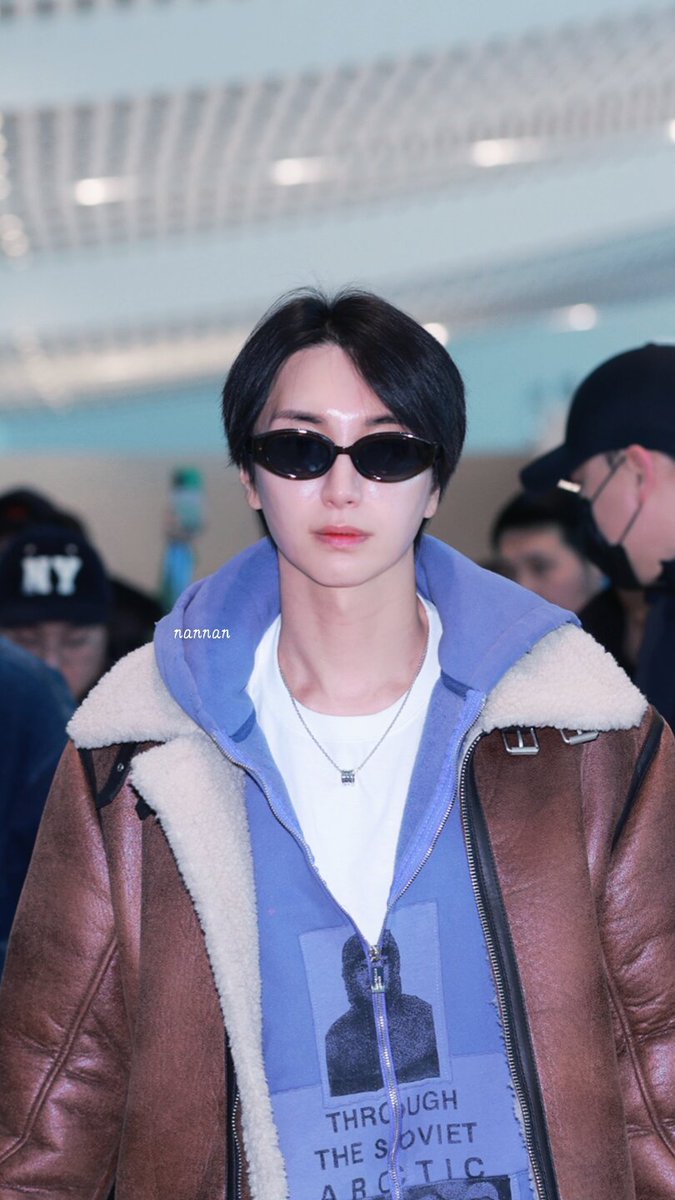 오늘도 잘생긴 오빠! 출발 싱가포르 송년 콘서트
#leeteuk
#박정수
#이특
#利特
#朴正洙
#parkjungsoo