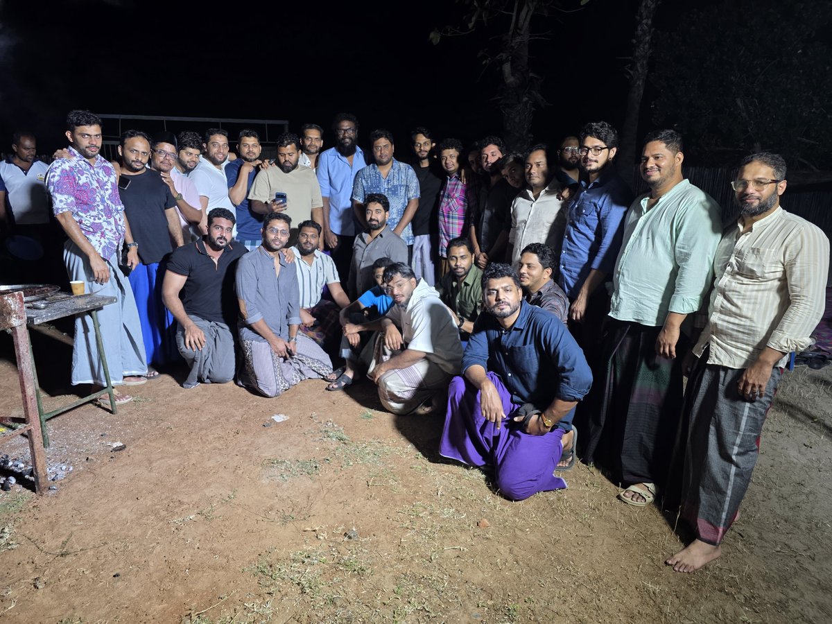 rameshlaus's tweet image. 🎬 Director Tamil (@directortamil77) who has shown a very positive outlook of Tamil Muslim community in #Sirai was thanked by group of Tamil Muslims from Kilakarai, Ramanathapuram. 

It is also said that the director’s upcoming film #Marshal was shot in this region.