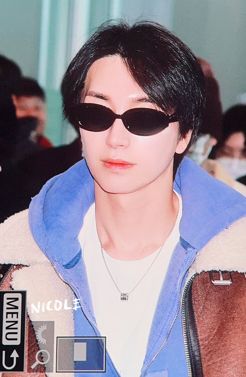 251231 ✈️ 🇸🇬
🥳
#이특 #LEETEUK 
#イトゥク #利特 
#슈퍼주니어 #SUPERJUNIOR
