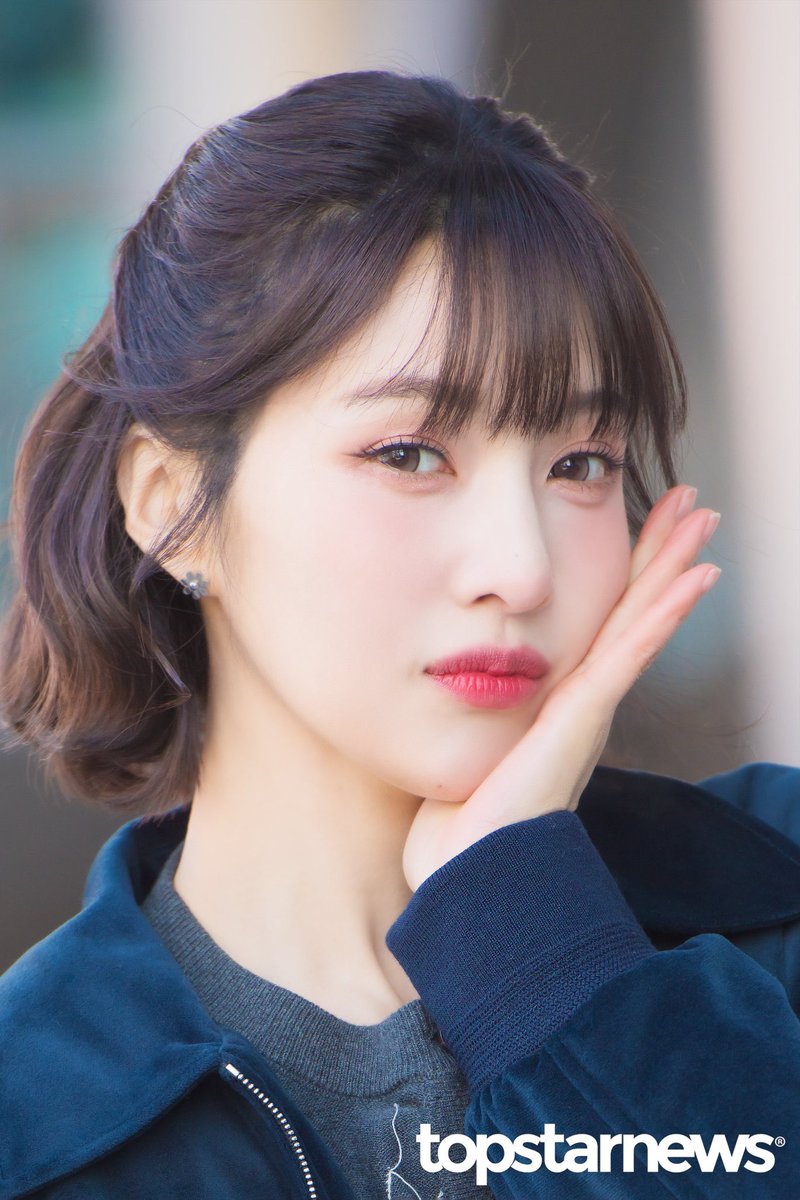 parksylooks_'s tweet image. a ray of sunshine on the last day of the year ! 💚☀️ #JOY #조이