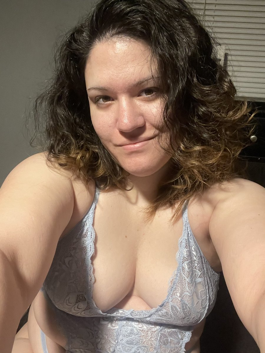 goddesselisa0's tweet photo. Is she back???? Who’s to say 🥲 https://t.co/cjnzeK8Cgt