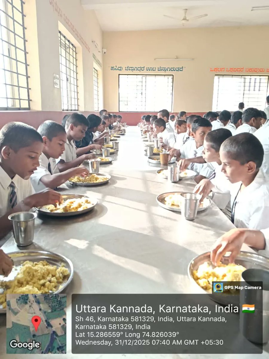 261mdrs's tweet photo. Morning Breakfast  #SocialAudit_SWDMeals #SocialWelfare_Karnataka https://t.co/zp6evWbGa4