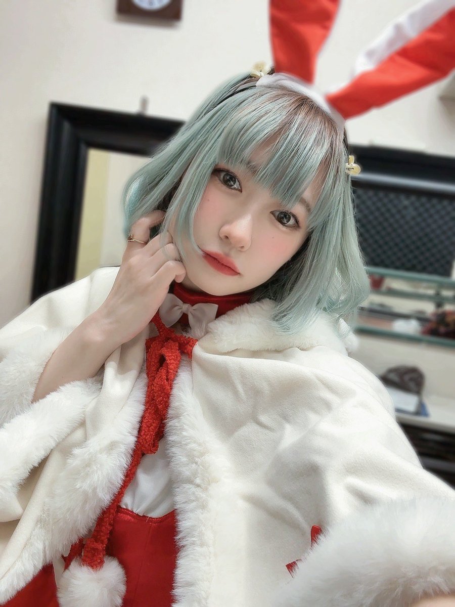 2025年もお世話になりました💖

今年はなんといってもワンマン出来たのは大きな出来事でした👏
また、クラファンで写真集出せたのも人生的にも嬉しかったです✨自分の写真集あるとか照れるじゃん？笑

続けてきたことにより新しい出会いもあり幸せでした💞

来年も私がいることで楽しいこと起こしたい