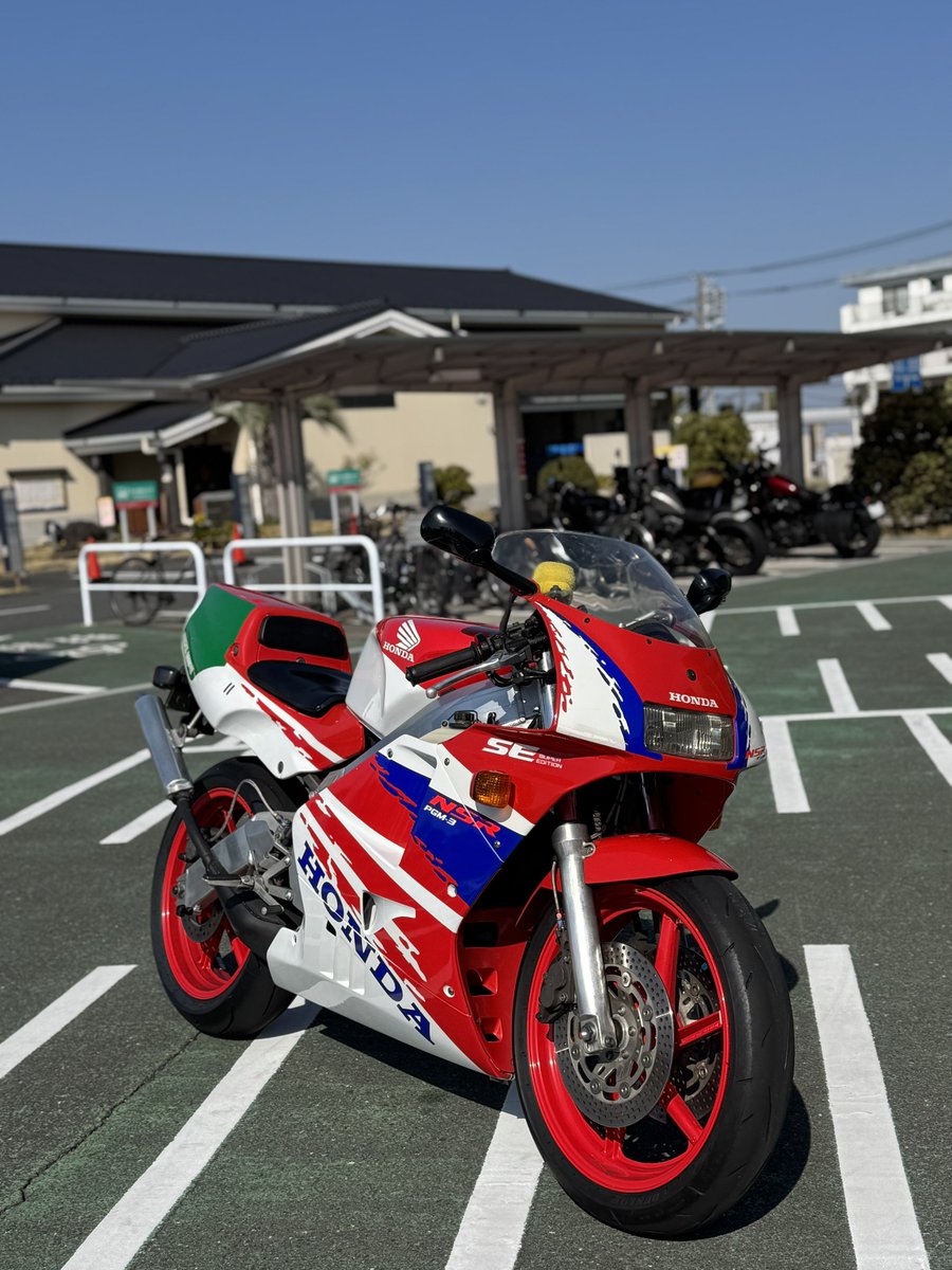 ももㄘ tweet media