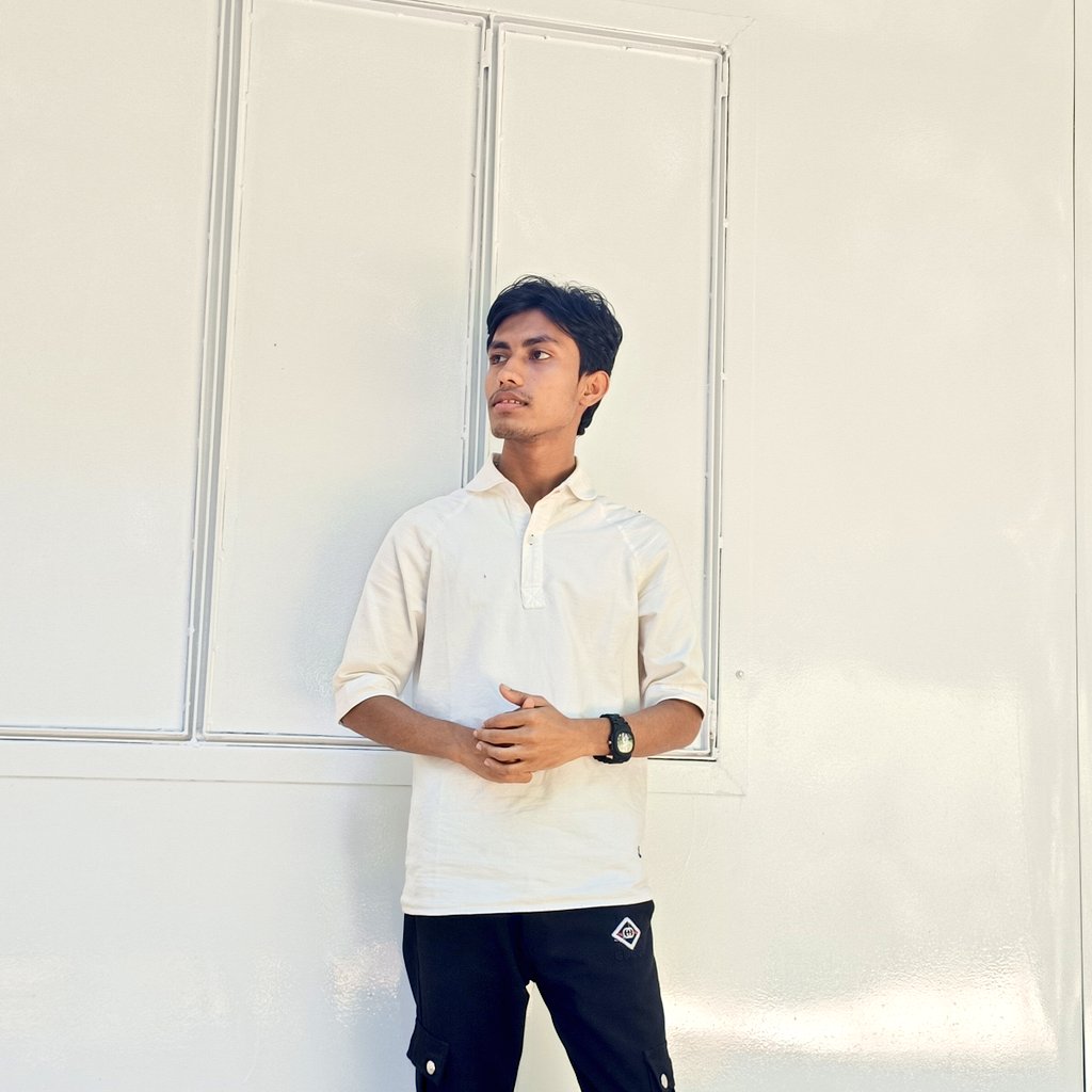 Dear 2026, I'm ready to:
Choose peace
Choose my opinion
Choose to be positive
Run for my passion
Achieve my dreams
Stay happy and healthy
Stop caring about what others think

Last but not least, stop expecting people to change and start loving myself, enjoy life with myself.