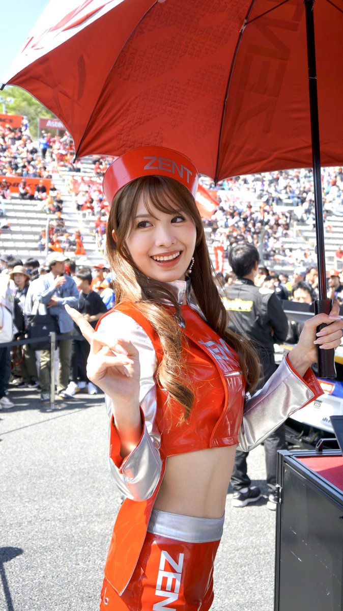 今年もたくさんの場所で 蘭ちゃんに会う事が出来ました🙇‍♂️ ステキ