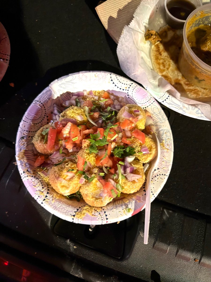 rradrad7's tweet photo. 💫😘❤️Beautiful 🌛night with yummy food truck Spicy 🌶️ food 🥘 in Delray Beach 🏖️, Florida 2025😂❤️💫 https://t.co/GZAtP1sjxx