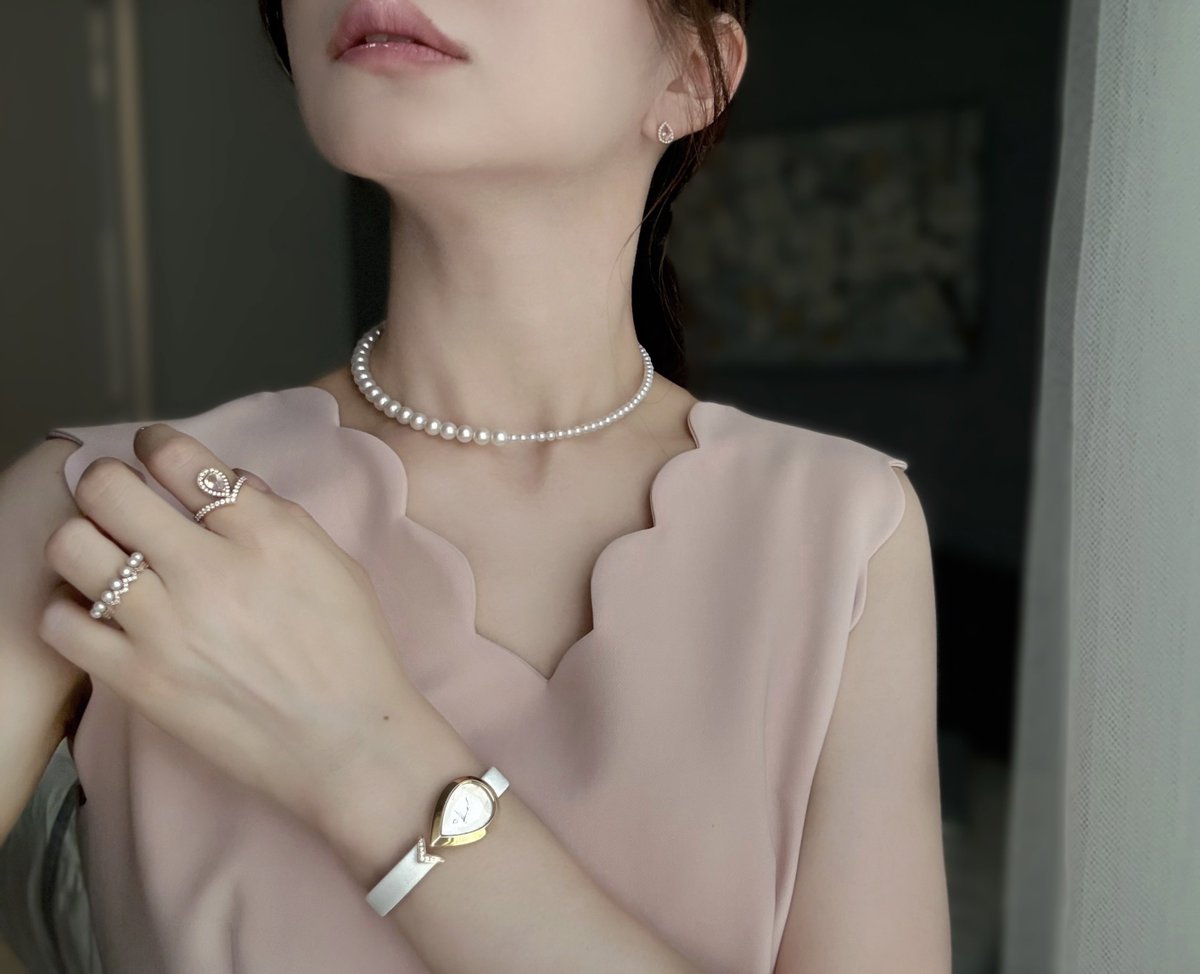 ジュエリー系で今年一番よく身に付けていたのはPearlishのチョーカーLAILAかな🦢✨