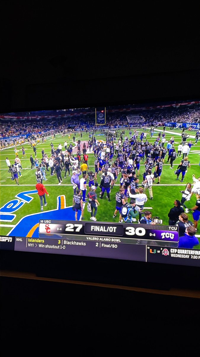 fullbackmotion's tweet image. ABSOLUTE CINEMA