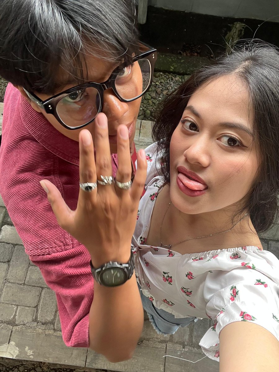 mixagript's tweet image. dw i can take care of her, she's happy with me 🤍