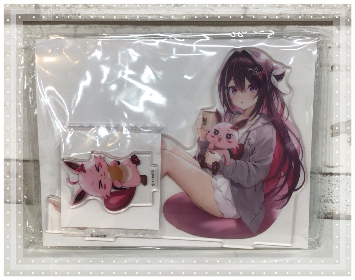 ファンダムなんば です❤️ 【入荷情報】 ホロライブ AZKiちゃん 誕生